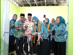 Pembina dan Monev Tata Kelola Kelembagaan Tim Penggerak PKK Oleh Ibu Herlinna Wati Di Kampung Astara Kesetra