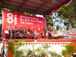 Pemkab Wakanan Gelar Upacara Penurunan Bendera Merah Putih